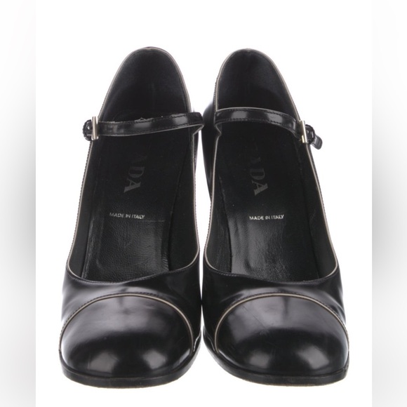 Prada Black Leather Mary Jane Pumps - Size 9 - Picture 3 of 5